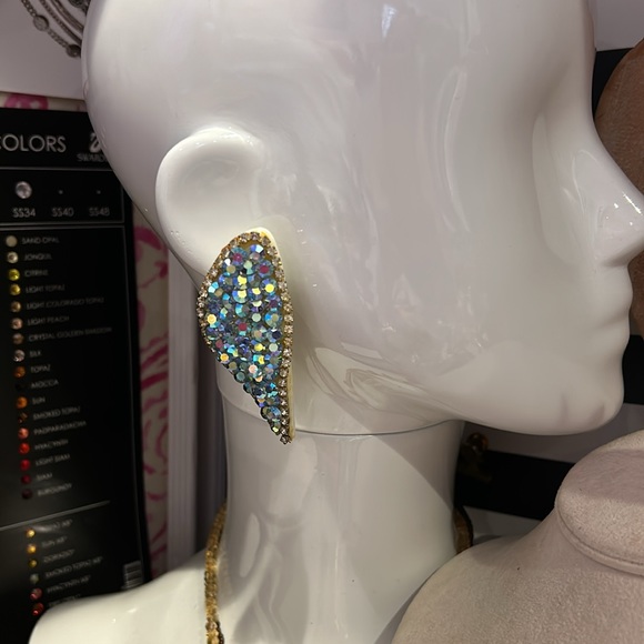 Vintage Light Sapphire Aurora Borealis Statement Earrings-Boutique - Picture 4 of 10